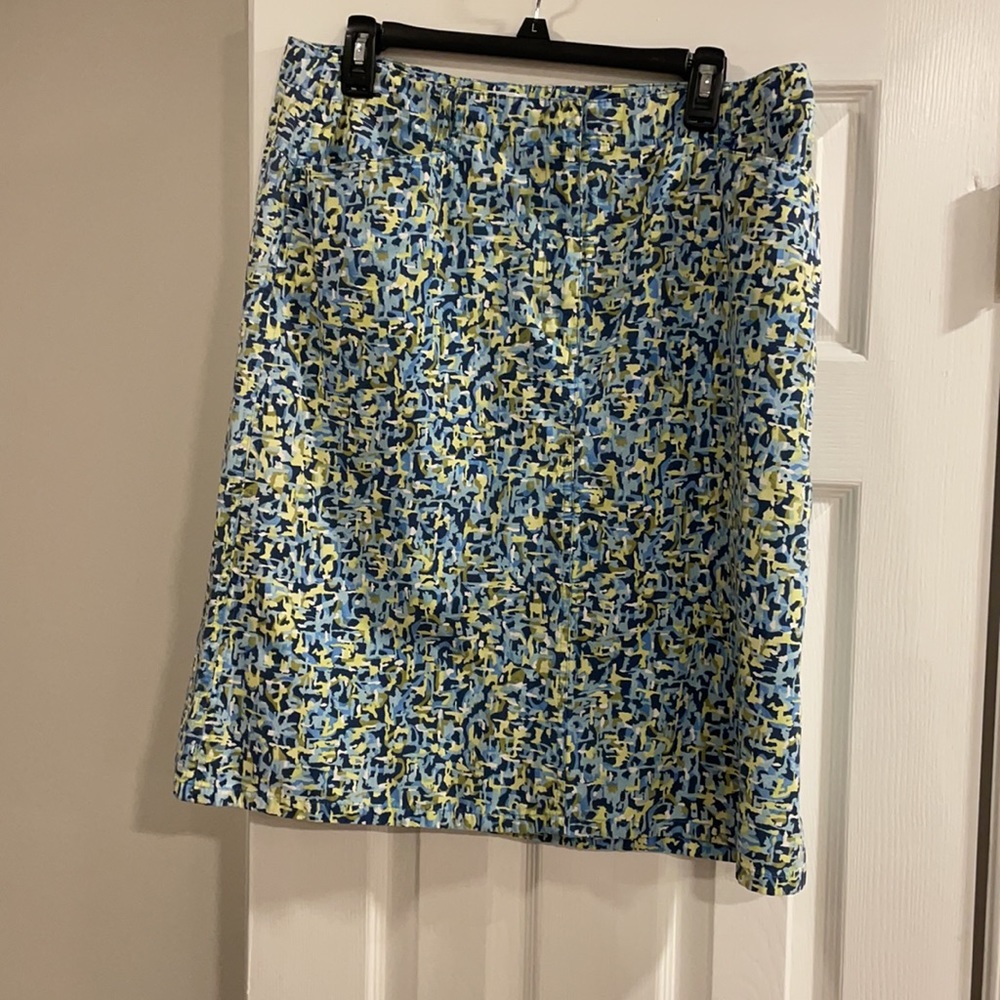 Talbots to the knee straight skirt